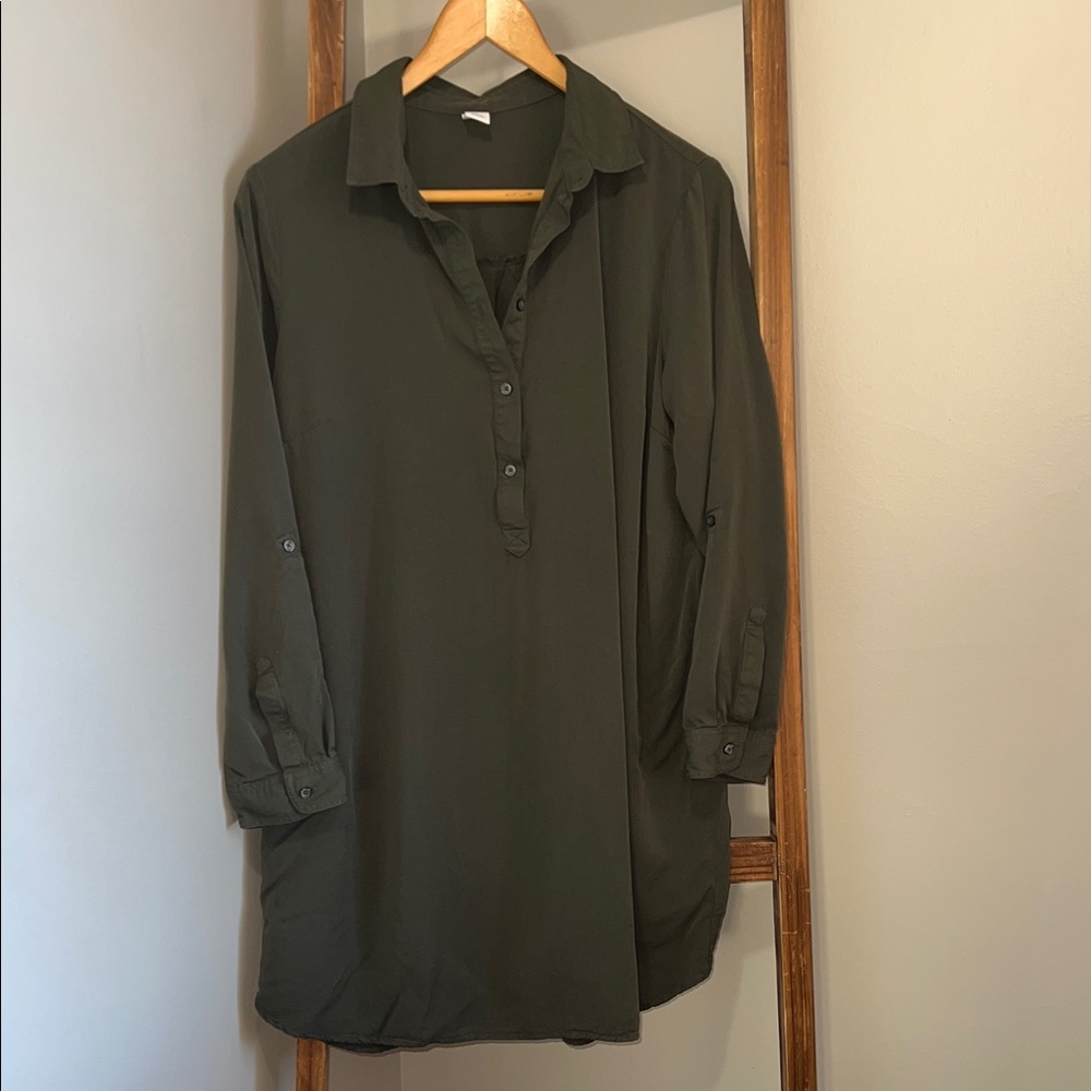 Old Navy Long Length Button Down Top - image 3